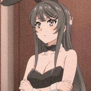 Meet your Posher, Aly